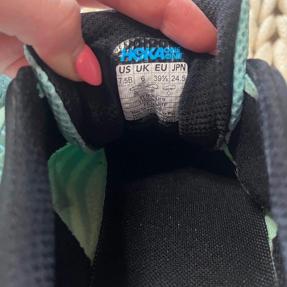 SOLD! Hoka | Bondi 9 Women's Running Shoes 7.5 - Picture 6 of 7